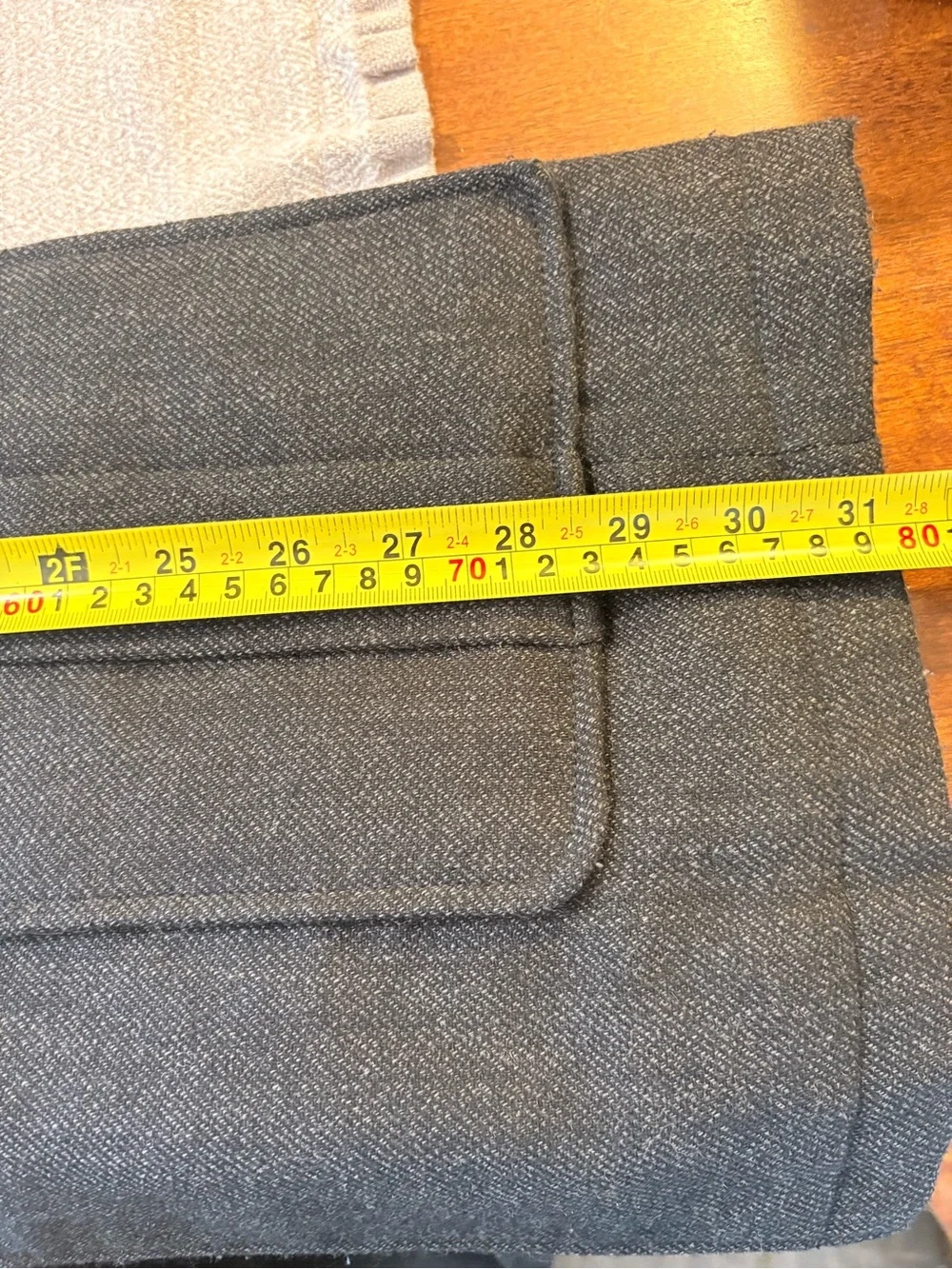 la Chateau Men's Dark Gray Wool Blend Button-Front Coat. Size small fitted. - Picture 11 of 11